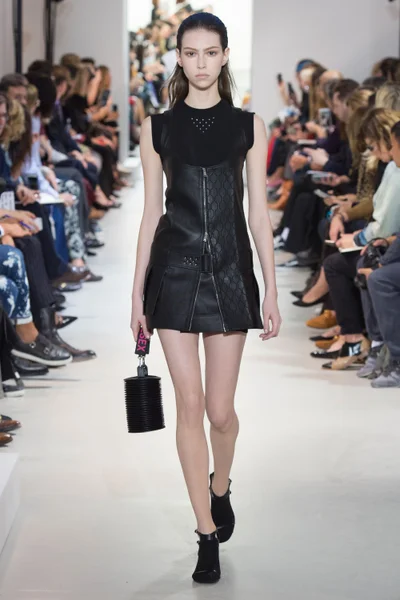 Look 7